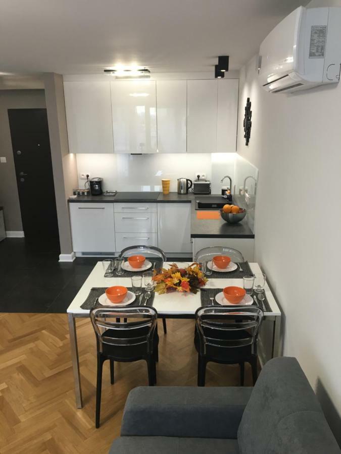 Апартаменти Apartament Emilia Варшава Екстер'єр фото
